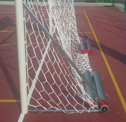 Contenitori per zavorra da applicare su porte da calcio mobili NON a norma UNI o sulle porte calcetto mobili. Zavorra esclusa