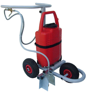 Carrello segnacampo a vernice ecologica, gruppo pompa a batteria ricaricabile, struttura in acciaio verniciato, con 3 ruote pneumatiche, tracciatura laterale regolabile.