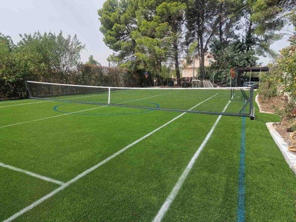 Impianto tennis in acciaio spostabile su ruote. Zavorra esclusa.